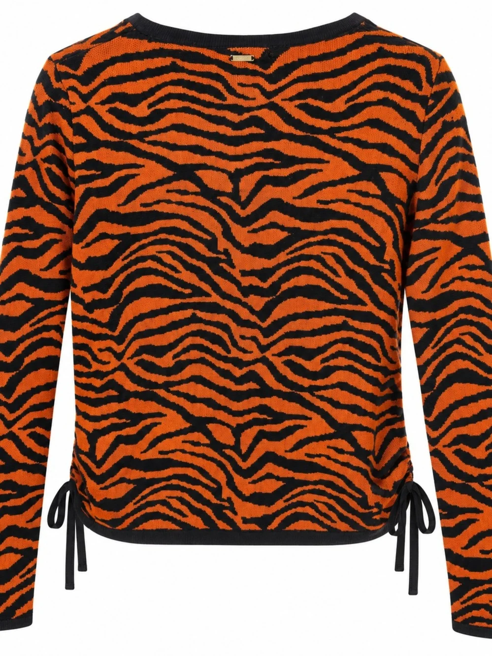 Guess eye catching